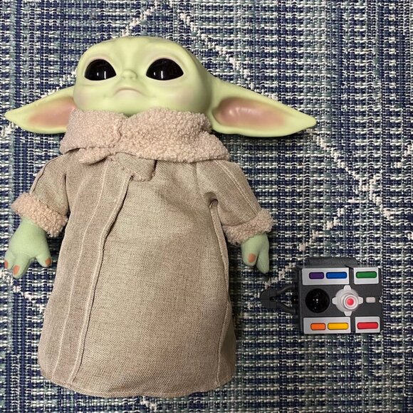 Mattel Star Wars The Mandalorian Grogu RC 12-inch Plush Toy - Picture 1 of 1